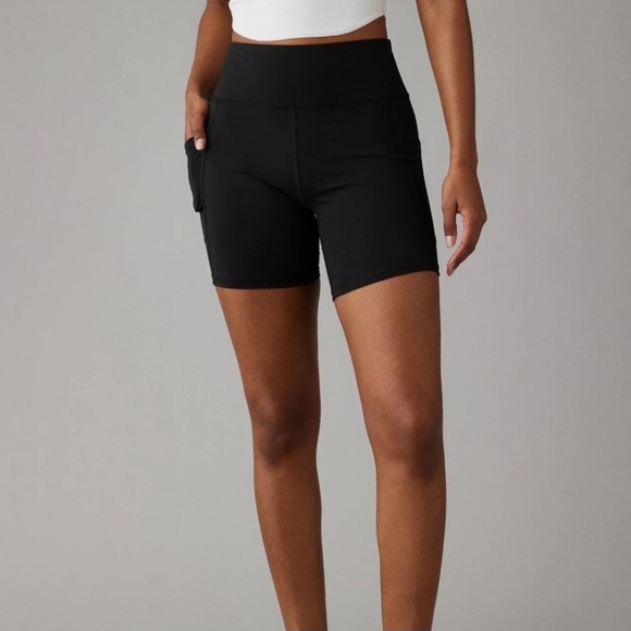 American Eagle Outfitters Pants - AMERICAN EAGLE Everything Pocket High Waisted 6" Black Bike Shorts Size S